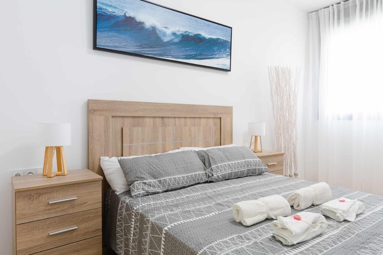 Cosmopolitan Apt & Malaga Beach Екстер'єр фото