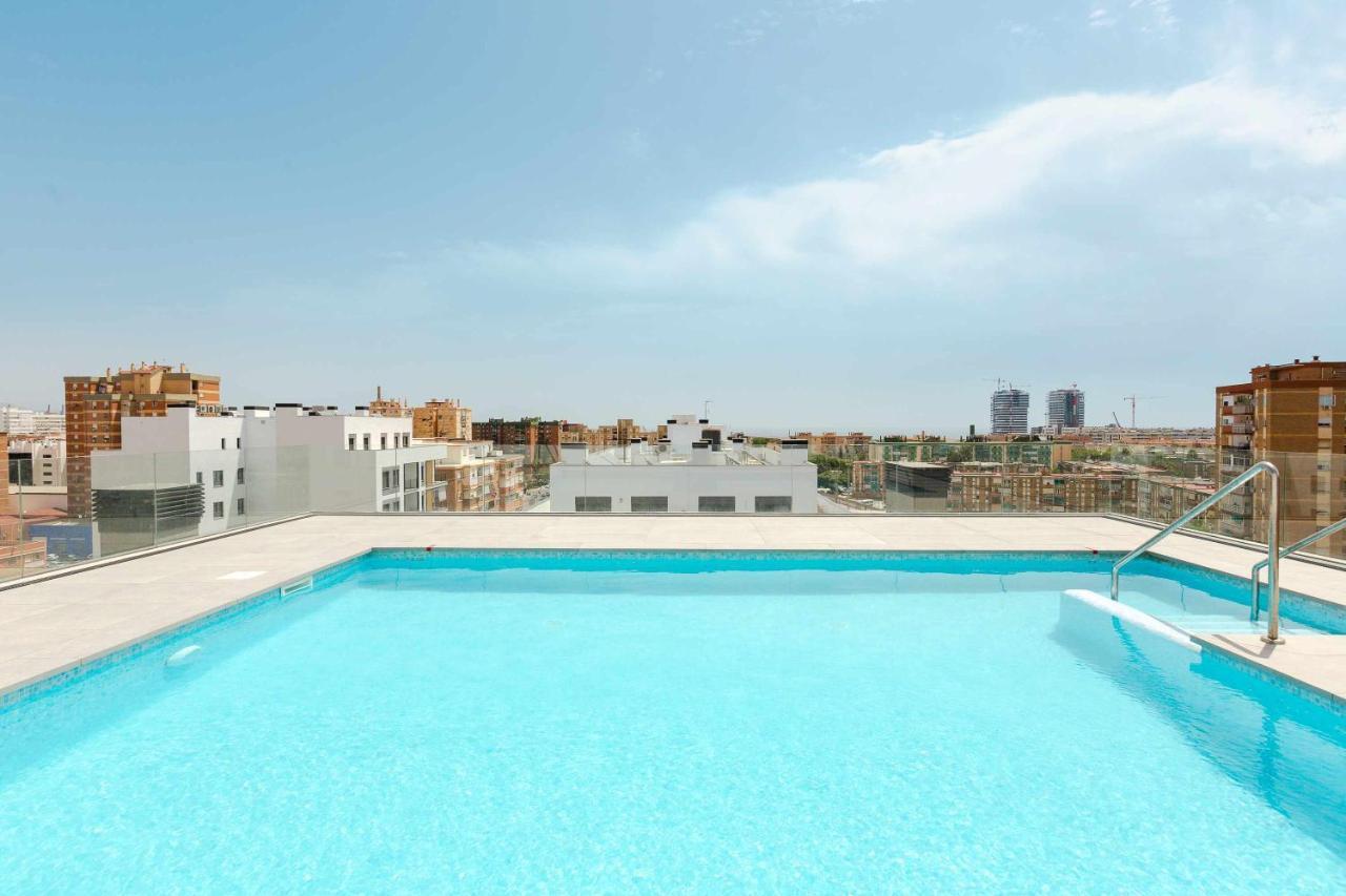 Cosmopolitan Apt & Malaga Beach Екстер'єр фото