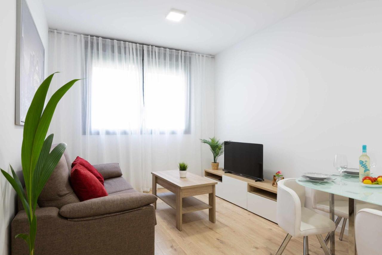 Cosmopolitan Apt & Malaga Beach Екстер'єр фото